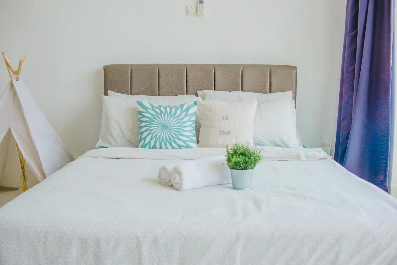 Apartment -Lake View- Mount Austin Ikea Toppen 10 Mins - B108 Johor Bahru